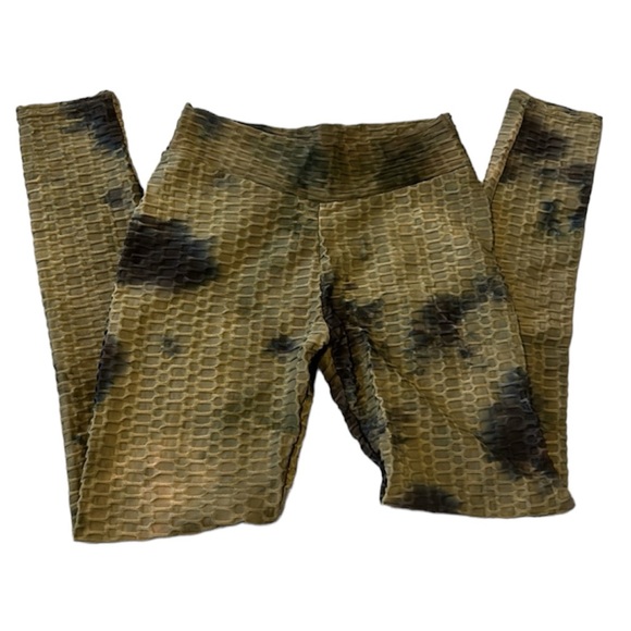 TikTok Ruched Leggings - Picture 2 of 4